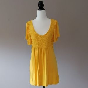 Lace Detail Flowy Top